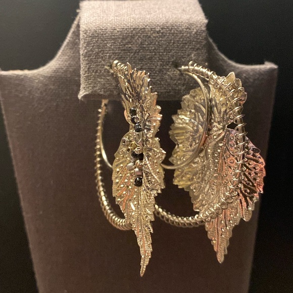 Vintage Silver tone Huge hoop dangling pierced Earrings with leaf with beads - Picture 2 of 9